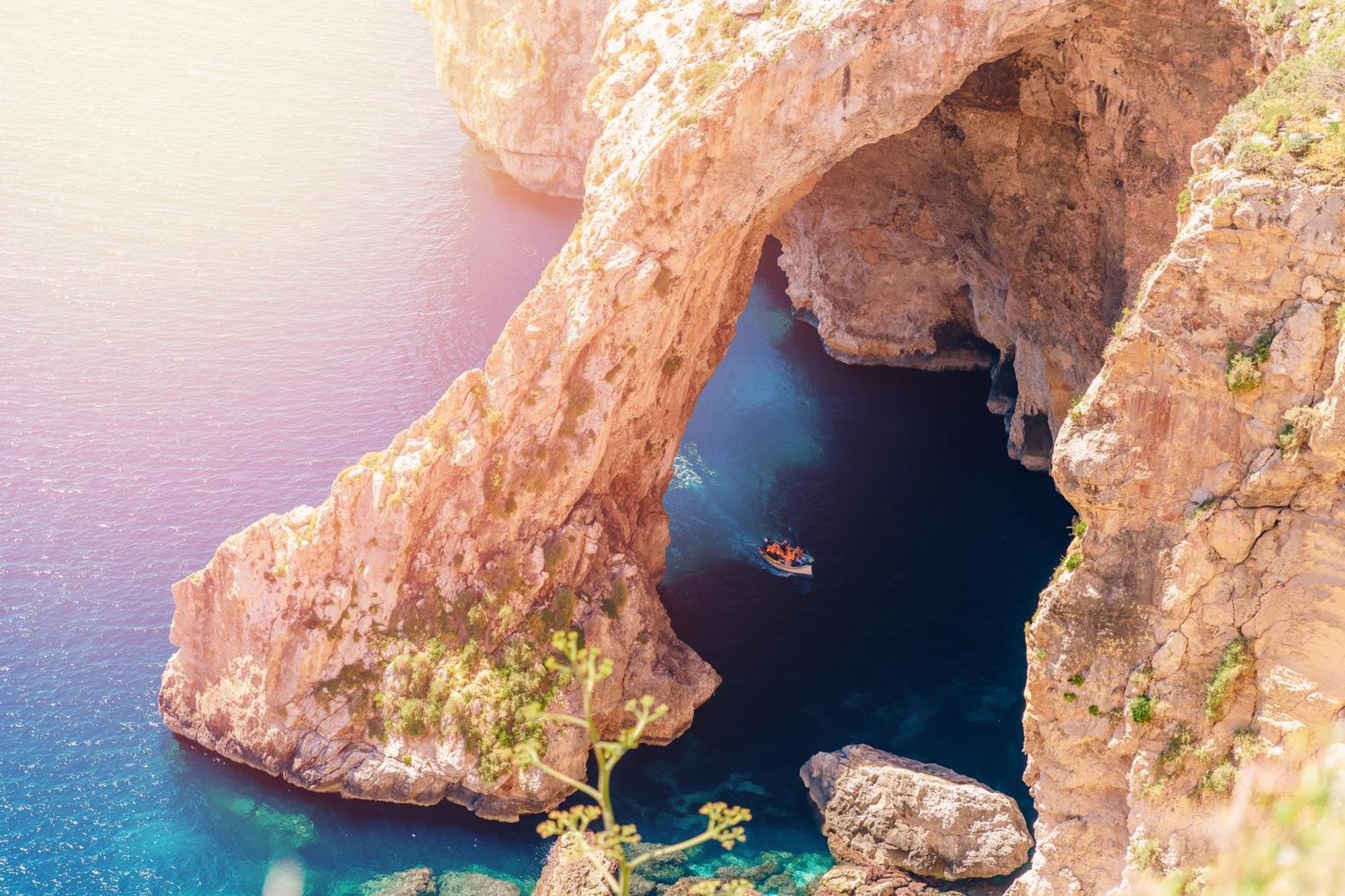 Готель Hyatt Centric Malta Saint Julian's Екстер'єр фото